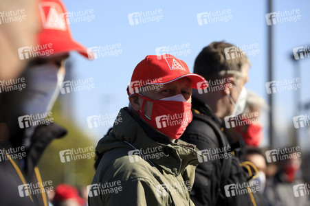 Aktion der IG-Metall 'Gleiche Arbeit - gleicher Lohn' in Berlin