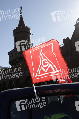 Aktion der IG-Metall 'Gleiche Arbeit - gleicher Lohn' in Berlin
