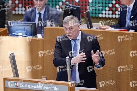 125. Plenarsitzung des Landtages Nordrhein-Westfalen in Düsseldorf