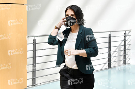 Pressestatement mit Annalena Baerbock in Berlin