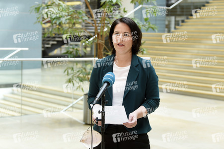 Pressestatement mit Annalena Baerbock in Berlin