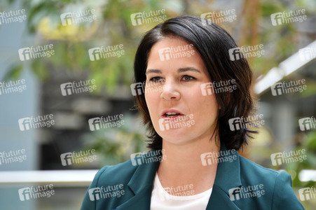 Pressestatement mit Annalena Baerbock in Berlin