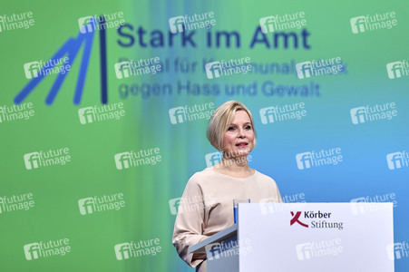 Freischaltung des Onlineportals 'Stark im Amt' in Berlin