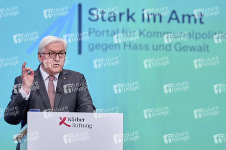 Freischaltung des Onlineportals 'Stark im Amt' in Berlin