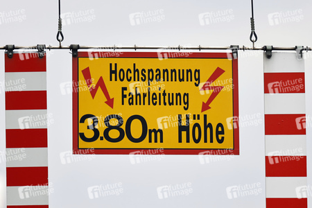 Symbolfoto Maximale Duchfahrtshöhe