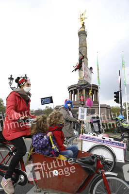 Fahrraddemo zum 1. Mai in Berlin