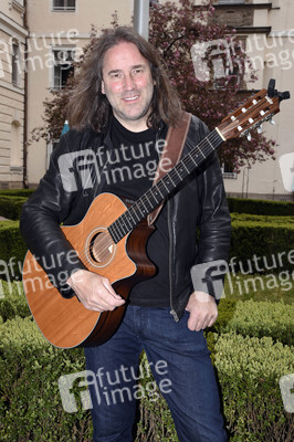 Aktion 'Paukenschlag gegen die Einsamkeit' in München