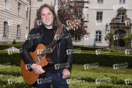 Aktion 'Paukenschlag gegen die Einsamkeit' in München