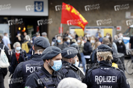 Demo 'Düsseldorf stellt sich quer' in Düsseldorf