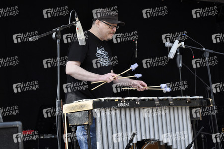 1. Mai Kundgebung der Partei Die Linke in Dresden