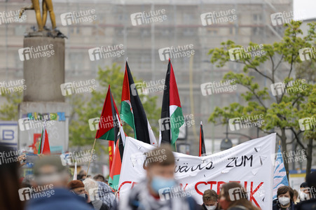Revolutionäre 1. Mai Demo in Berlin
