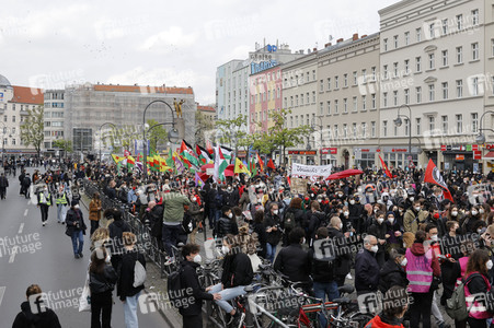 Revolutionäre 1. Mai Demo in Berlin