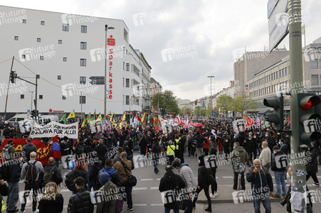 Revolutionäre 1. Mai Demo in Berlin