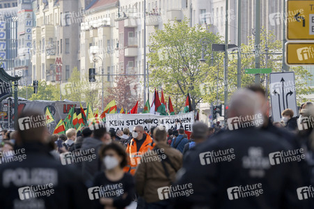 Revolutionäre 1. Mai Demo in Berlin