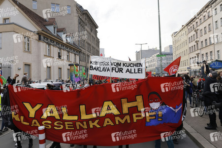 Revolutionäre 1. Mai Demo in Berlin