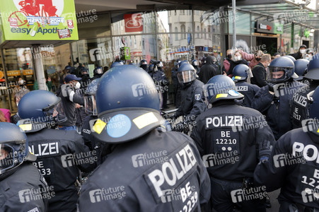 Revolutionäre 1. Mai Demo in Berlin