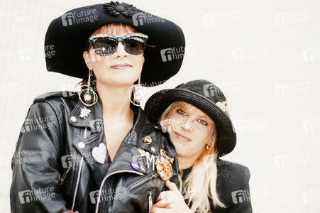 Photoshooting mit Voice of the Beehive in London