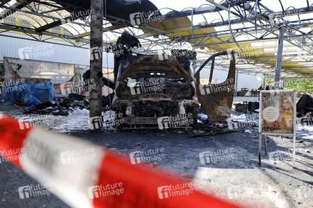 Willi Herrens abgebrannter Foodtruck in Frechen