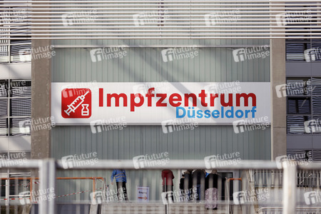Symbolfoto Impfzentrum Düsseldorf