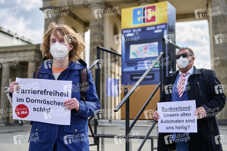 Protestaktion für Barrierefreiheit in Berlin