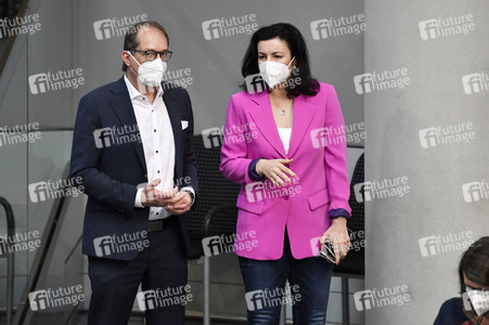 227. Sitzung des Deutschen Bundestages in Berlin