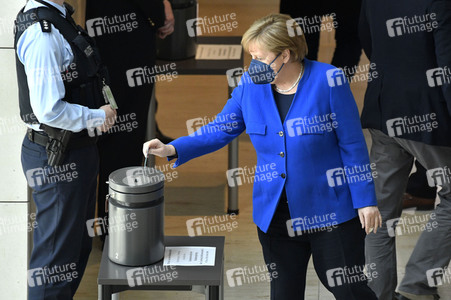 227. Sitzung des Deutschen Bundestages in Berlin