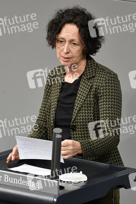 228. Sitzung des Deutschen Bundestages in Berlin