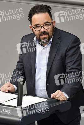 228. Sitzung des Deutschen Bundestages in Berlin