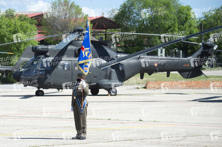 Nationalflaggenübergabe an die ACAVIET in Colmenar Viejo