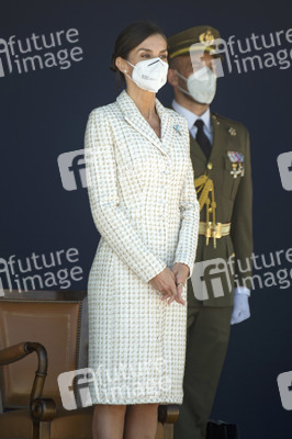 Nationalflaggenübergabe an die ACAVIET in Colmenar Viejo