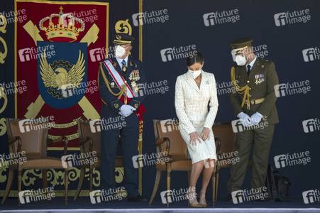 Nationalflaggenübergabe an die ACAVIET in Colmenar Viejo