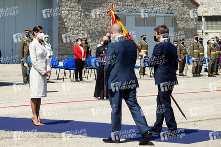 Nationalflaggenübergabe an die ACAVIET in Colmenar Viejo