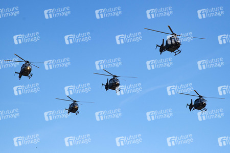 Nationalflaggenübergabe an die ACAVIET in Colmenar Viejo