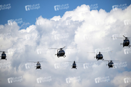 Nationalflaggenübergabe an die ACAVIET in Colmenar Viejo