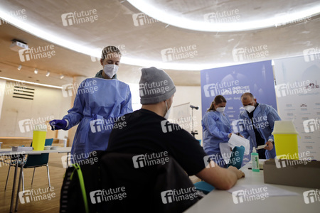 Sonderimpfaktion in der Ditib Moschee in Köln