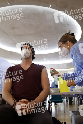 Sonderimpfaktion in der Ditib Moschee in Köln