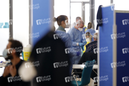 Sonderimpfaktion in der Ditib Moschee in Köln