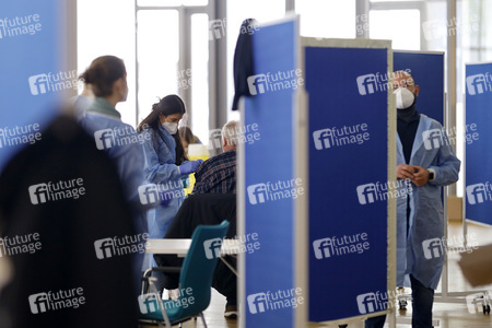 Sonderimpfaktion in der Ditib Moschee in Köln