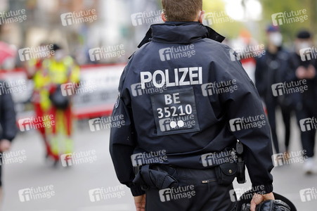 Demo gegen Gewaltübergriffe durch Polizisten in Berlin