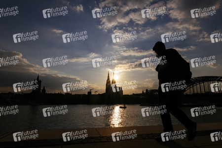 Symbolfoto Kölner Dom