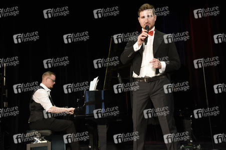 Christoph Baierl beim Streaming von 'Lebensfreude' in Haar