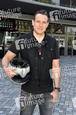 Fototermin für das Nothilfe-Projekt #hierspieltdiemusik in Berlin