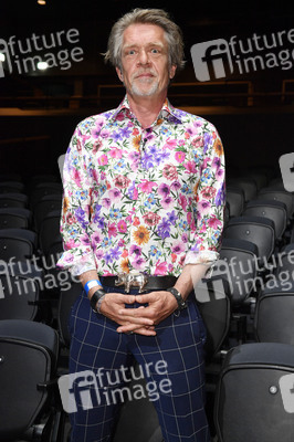 Fototermin für das Nothilfe-Projekt #hierspieltdiemusik in Berlin