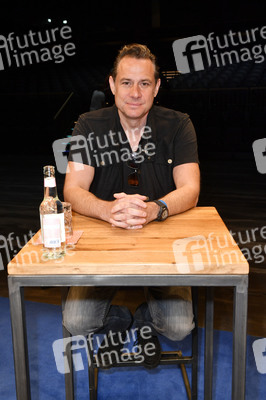 Fototermin für das Nothilfe-Projekt #hierspieltdiemusik in Berlin