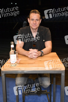 Fototermin für das Nothilfe-Projekt #hierspieltdiemusik in Berlin