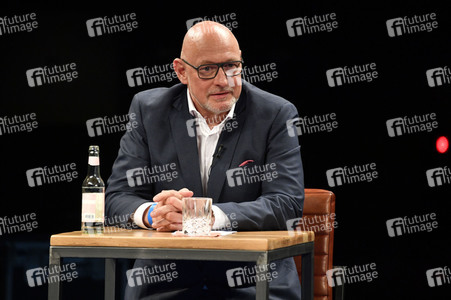 Fototermin für das Nothilfe-Projekt #hierspieltdiemusik in Berlin