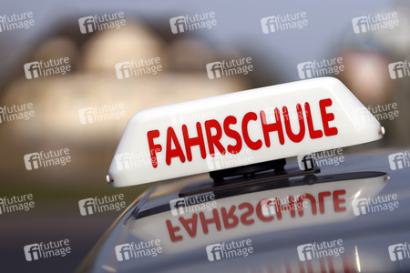 Symbolfoto Fahrschule
