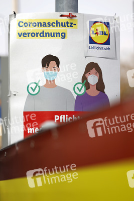 Symbolfoto Maskenpflicht beim Einkaufen