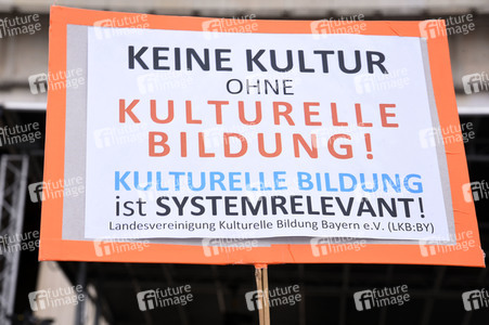 Demo 'Aufstehen für Kultur 2' in München