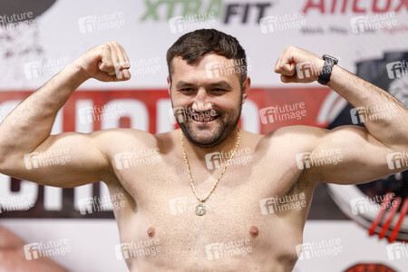 Wiegen zur ECB Fightnight in Köln